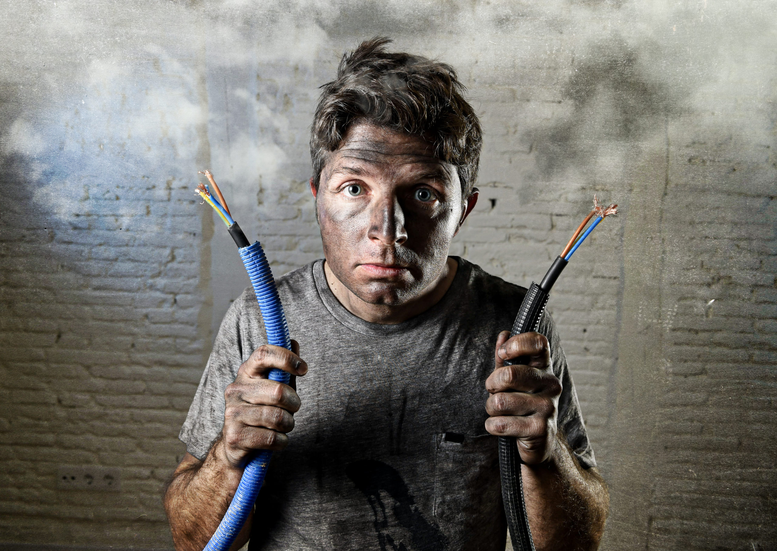 Preventing Electrocution - Quick Course (Spanish)