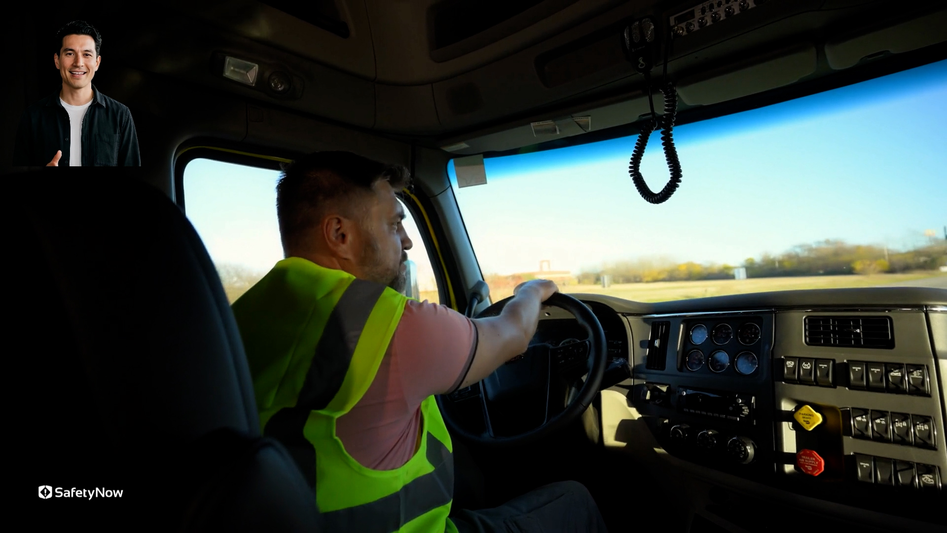 Defensive Driving - Staying Safe Behind the Wheel - Spanish - Image 2