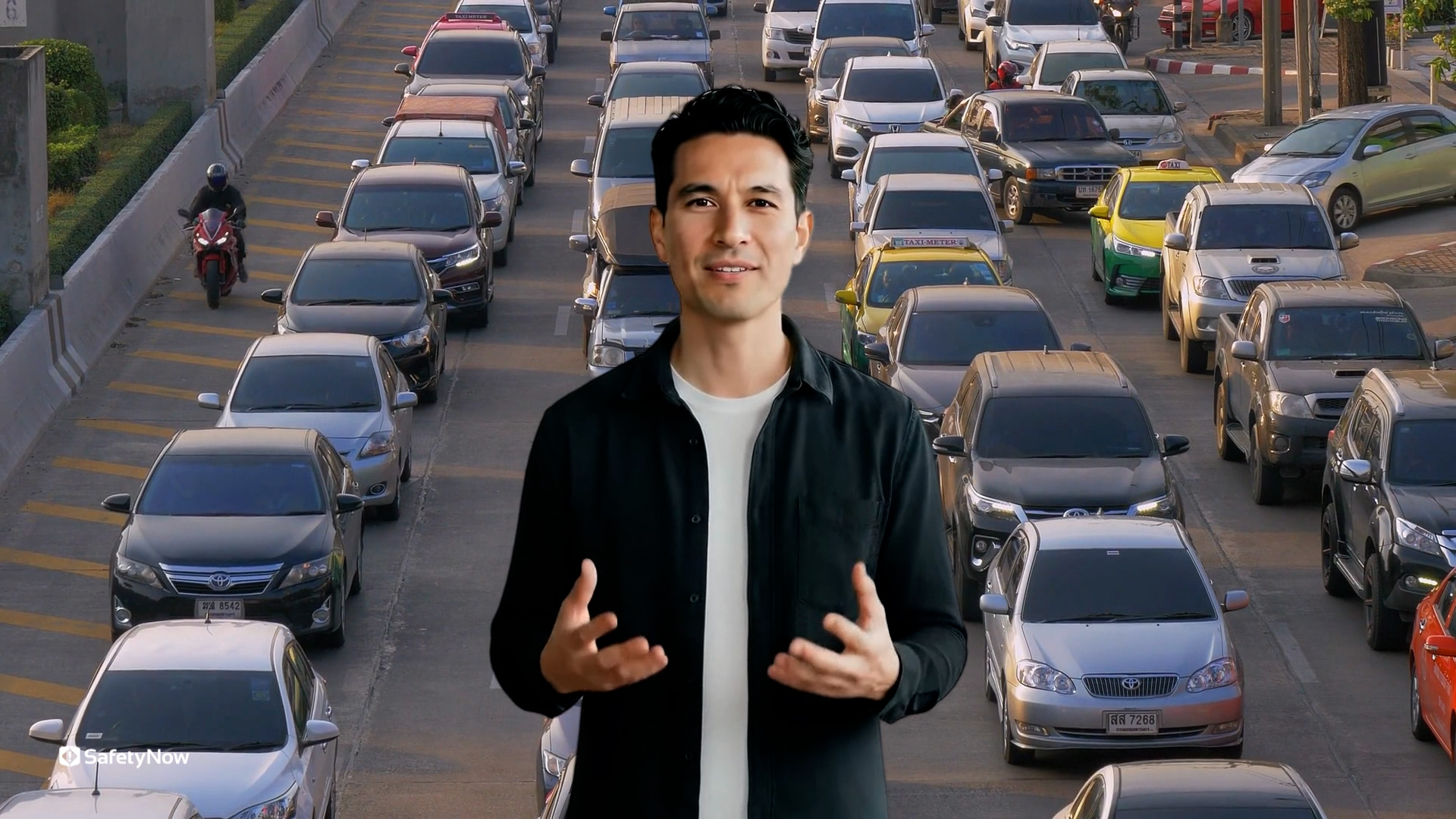 Defensive Driving - Staying Safe Behind the Wheel - Spanish - Image 4